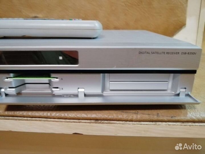 Цифровой спутниковый приемник