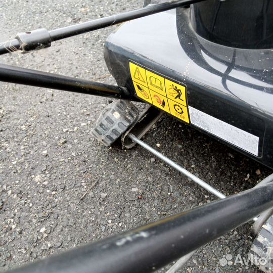 Снегоуборочная машина