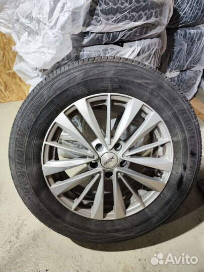 Yokohama Geolandar G98 225/65 R17