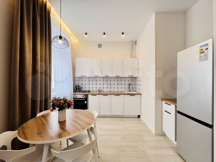 2-к. квартира, 58,1 м², 2/5 эт.