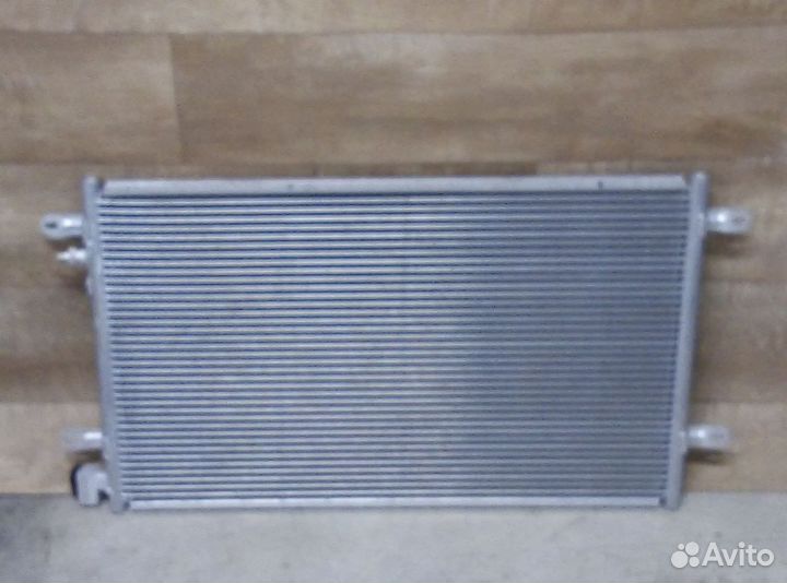 Радиатор кондиционера Audi A6 C6