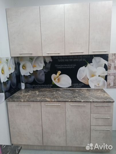 Продам кухню