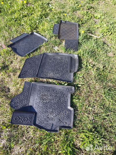 Продам коврики салона комплект 4 штуки