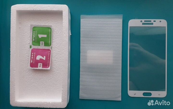 Защитное стекло для Samsung J4