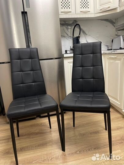 Новые стулья кухонные