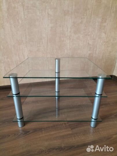 Стеклянная тумба под тв