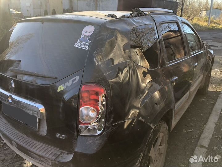 Renault Duster 2.0 МТ, 2012, битый, 151 900 км
