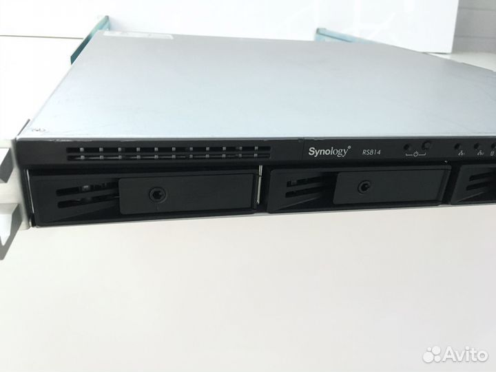 Сетевое хранилище Synology RS814