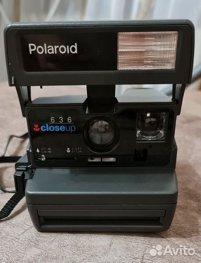 Polaroid 636 Closeup Instant Camera