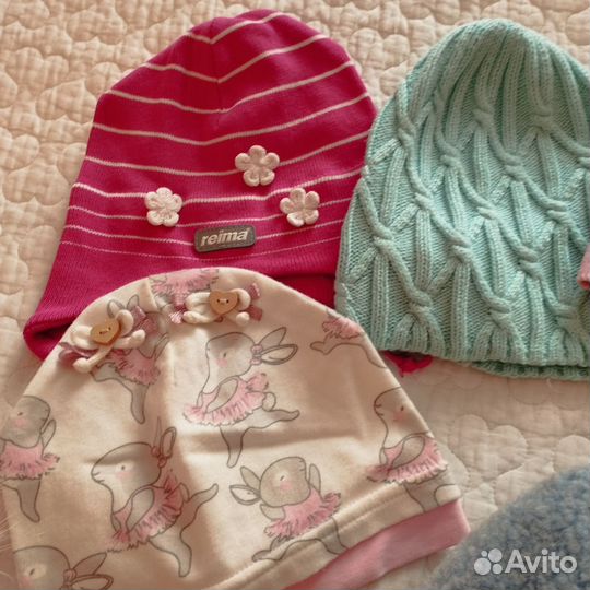 Шапочки 50-52 зима-деми-лето