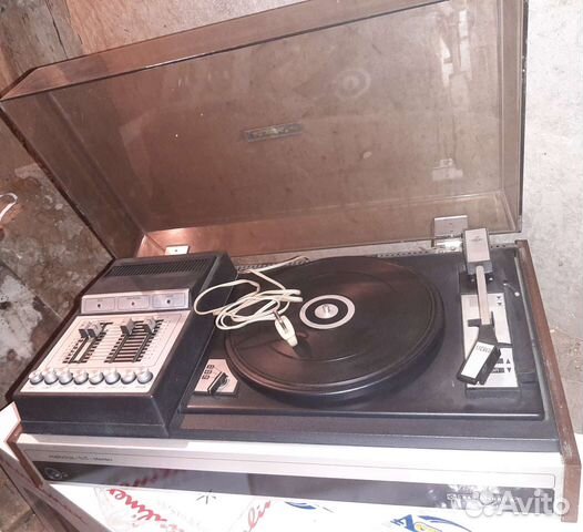 Продам виниловый проигрыватель Мелодия-103