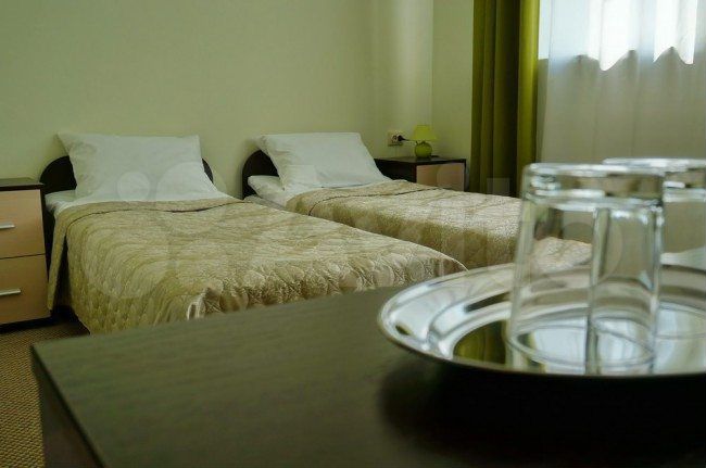 Гостиница, 2013 м²