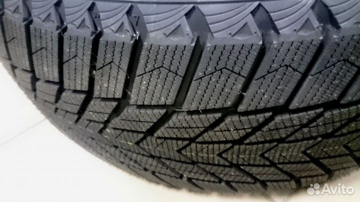 Nexen Winguard Ice Plus 185/60 R14 86T