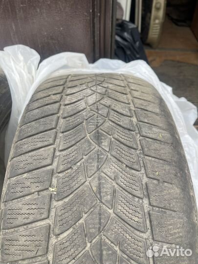 Goodyear UltraGrip Performance+ 225/50 R17 94H