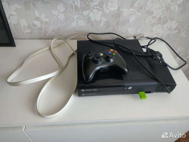 Игровая приставка xbox 360