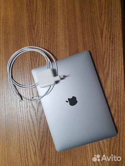 Macbook Air M1 16gb 256gb 2020 ростест 97% батарея