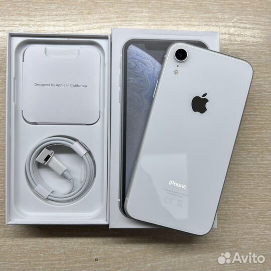 iPhone Xr, 64 ГБ