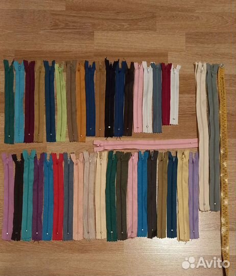 Молнии ьесьма крючки бусины паетки бисер