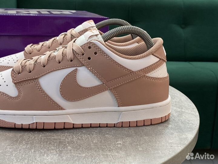 Кроссовки Nike Dunk Low