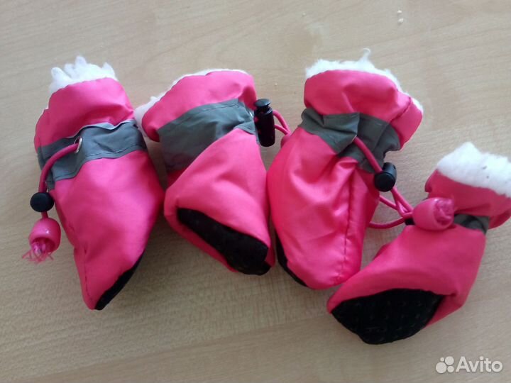 Зимние сапожки для собаки