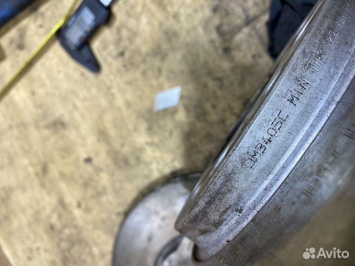 Комплект передних тормозных дисков Astra H D203