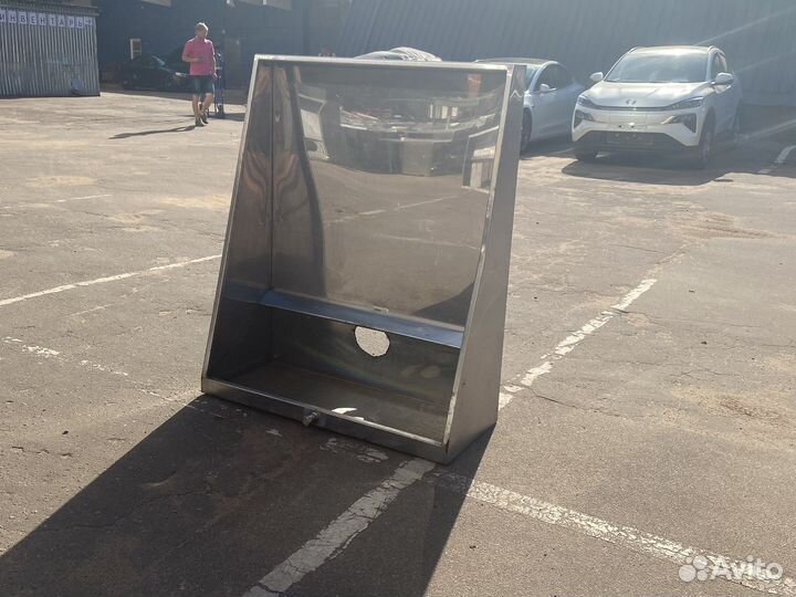 Вытяжной зонт