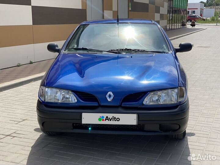 Renault Megane 1.6 AT, 1997, 144 000 км