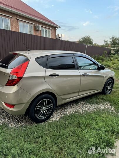 Hyundai Solaris 1.6 МТ, 2014, 175 250 км