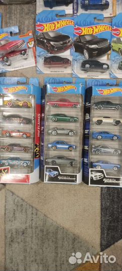 Машинки Hot Wheels