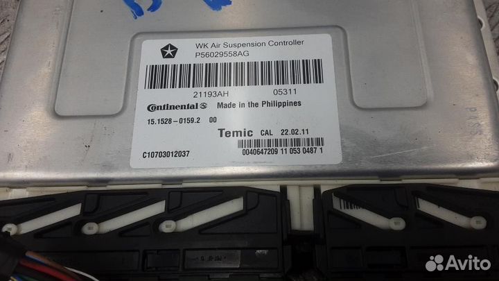 Блок управления подвеской Jeep Grand Cherokee