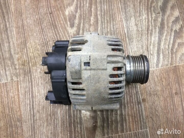 Генератор Renault Duster 1 2010-2021