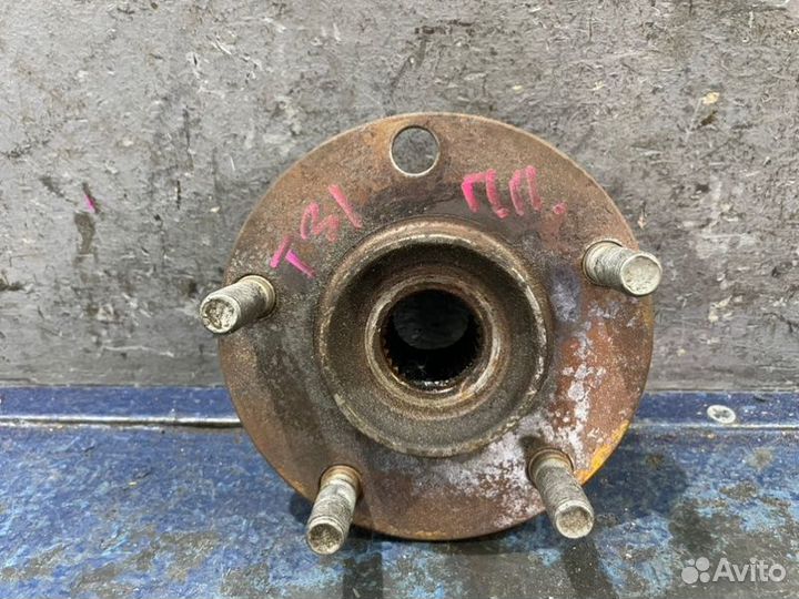 Ступица передняя Nissan X-Trail T31