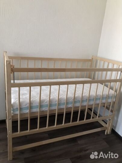 Кроватка детская
