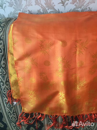 Шарфы и палантины