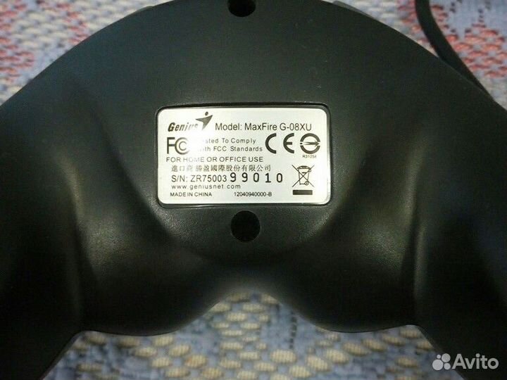 Геймпад Genius MaxFire G-08U