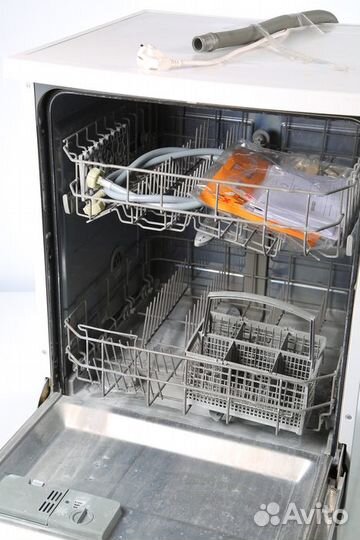 Посудомоечная машина Comfee CDW600W арт. 737807