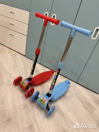 Самокат детский трехколесный новый