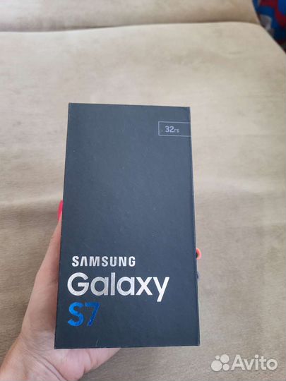 Samsung Galaxy S7, 4/32 ГБ