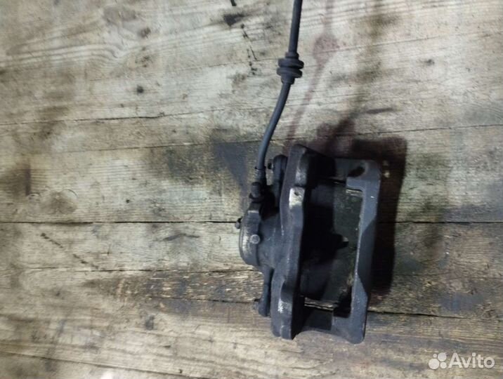 Суппорт тормозной передний правый peugeot 806 0.0 nn