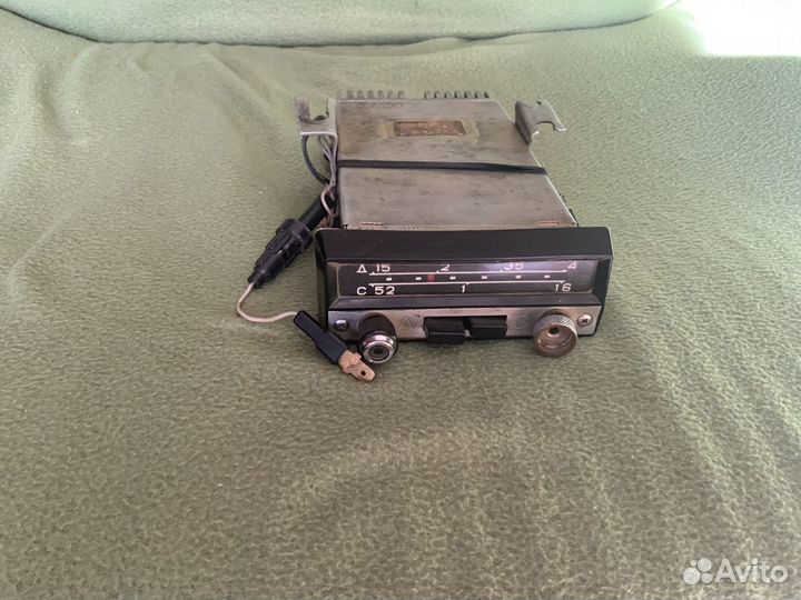 Радиоприемник для машины