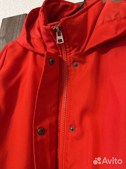 Куртка осень-весна 46-48 женская красная