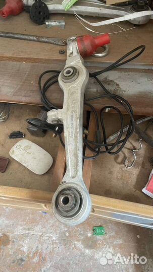 Рычаг тяги предный 11350 на audi4-6-8 2 шт