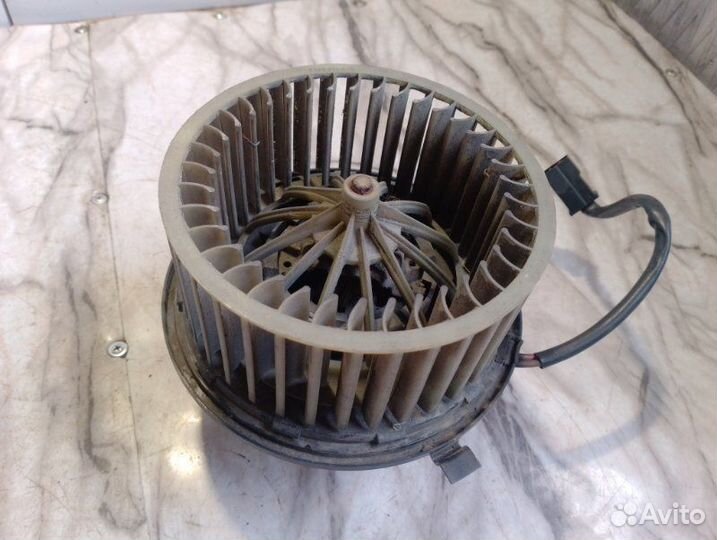 Моторчик печки Volkswagen Passat B3 RP