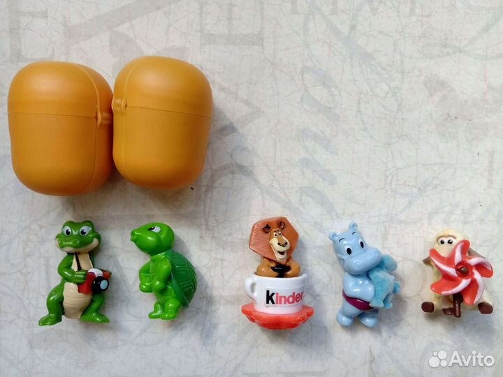Игрушки из киндера