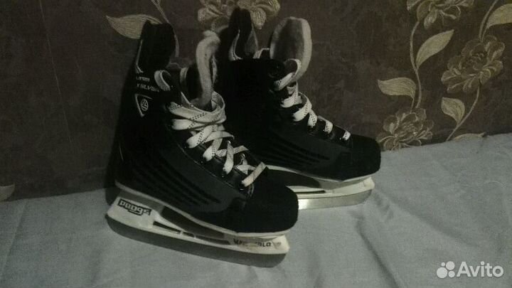 Детские хоккейные коньки, 31размер. Состояние новы