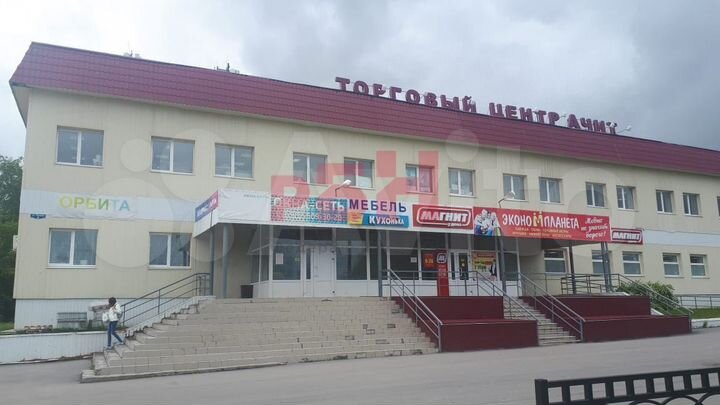 Продается торговый центр 2010м.кв