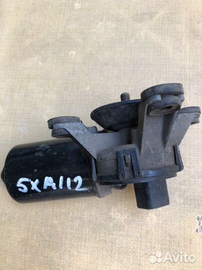 Моторчик стеклоочистителя передний Hyundai Accent