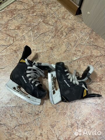 Коньки хоккейные
