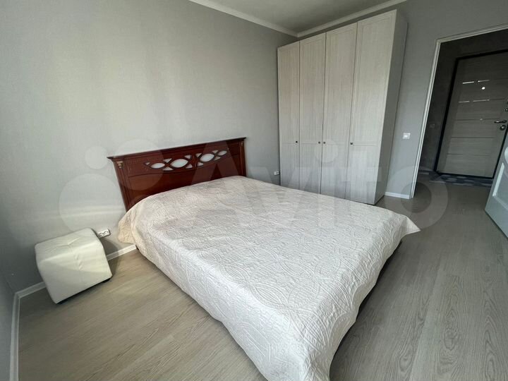 2-к. квартира, 55 м², 8/14 эт.