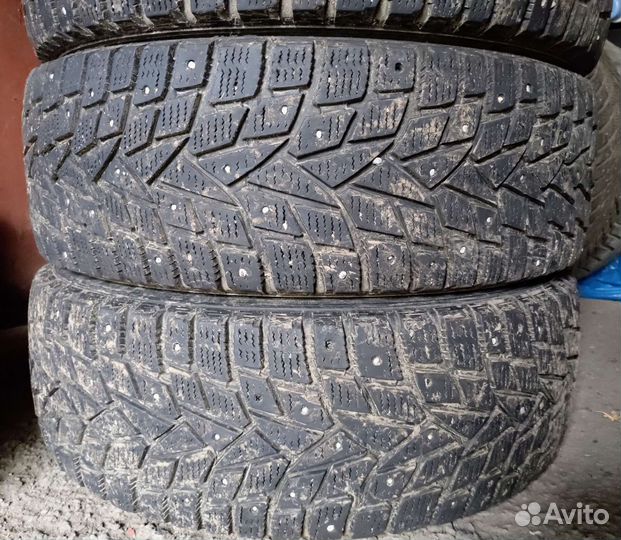 Dunlop Grandtrek Ice 02 215/65 R16 102T